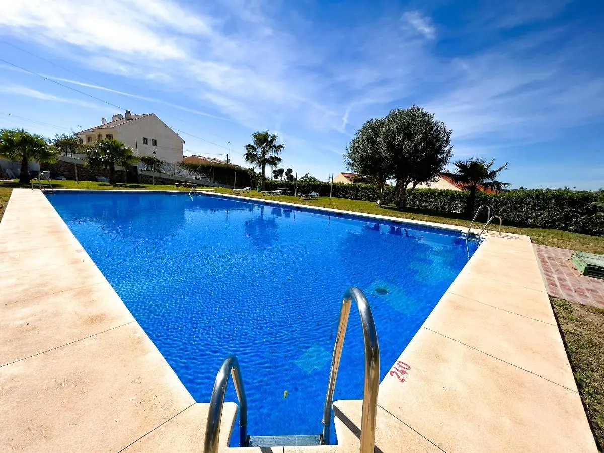 Apartamento A 900 M De La Playa Y Con Vistas Al Mar En Fuengirola