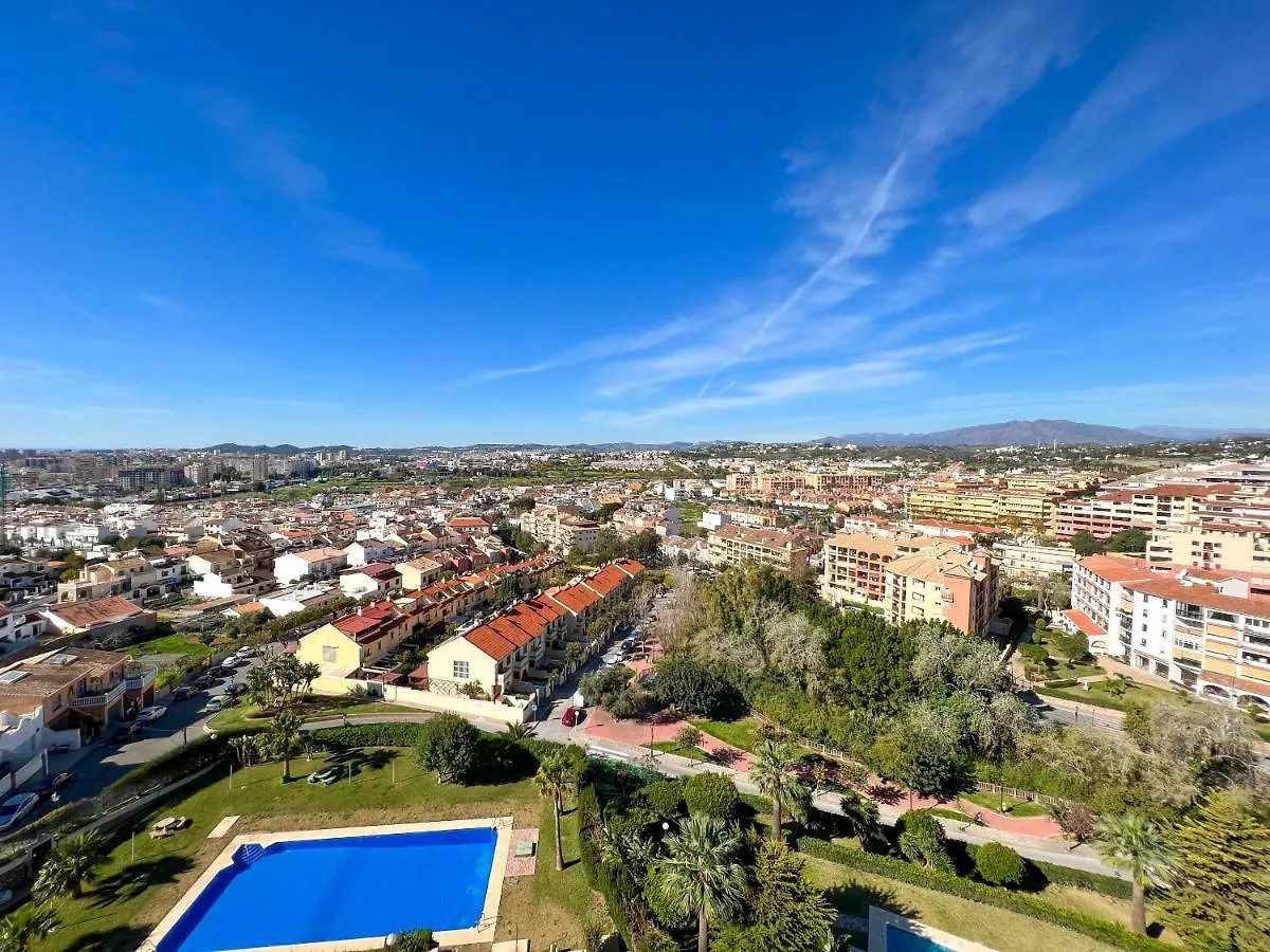 Apartamento A 900 M De La Playa Y Con Vistas Al Mar En Fuengirola