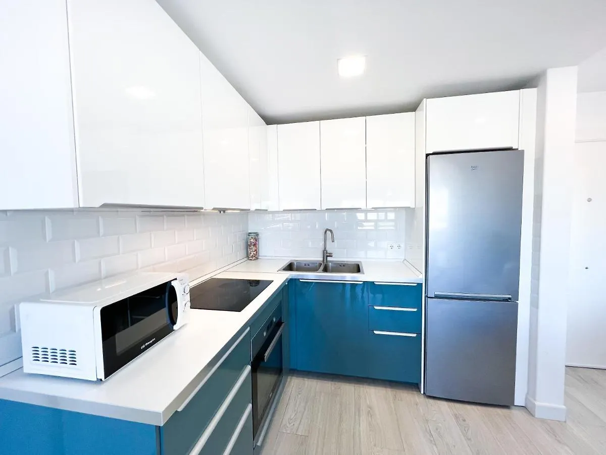 Apartamento A 900 M De La Playa Y Con Vistas Al Mar En Fuengirola 0*,  Spain