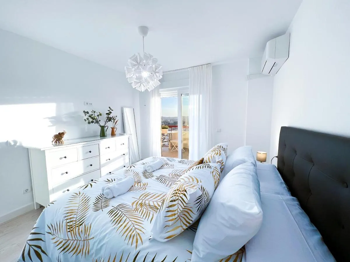 Apartamento A 900 M De La Playa Y Con Vistas Al Mar En Fuengirola 0*,  Spain