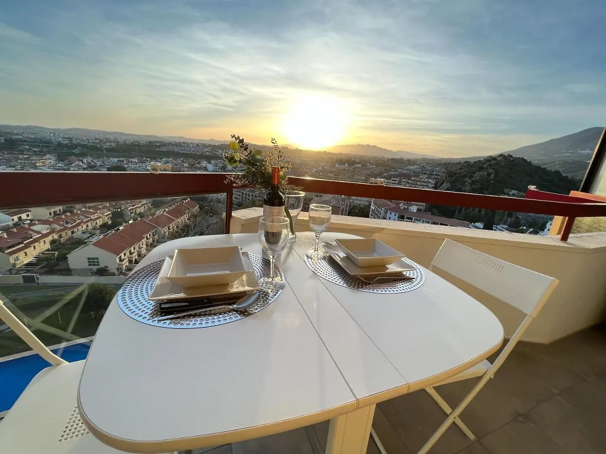 Apartamento A 900 M De La Playa Y Con Vistas Al Mar En Fuengirola 0*,  Spain