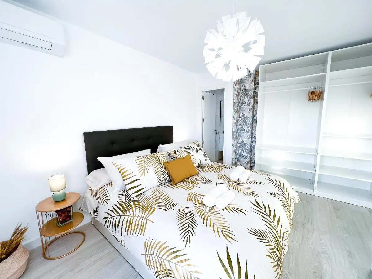 Apartamento A 900 M De La Playa Y Con Vistas Al Mar En Fuengirola Spain