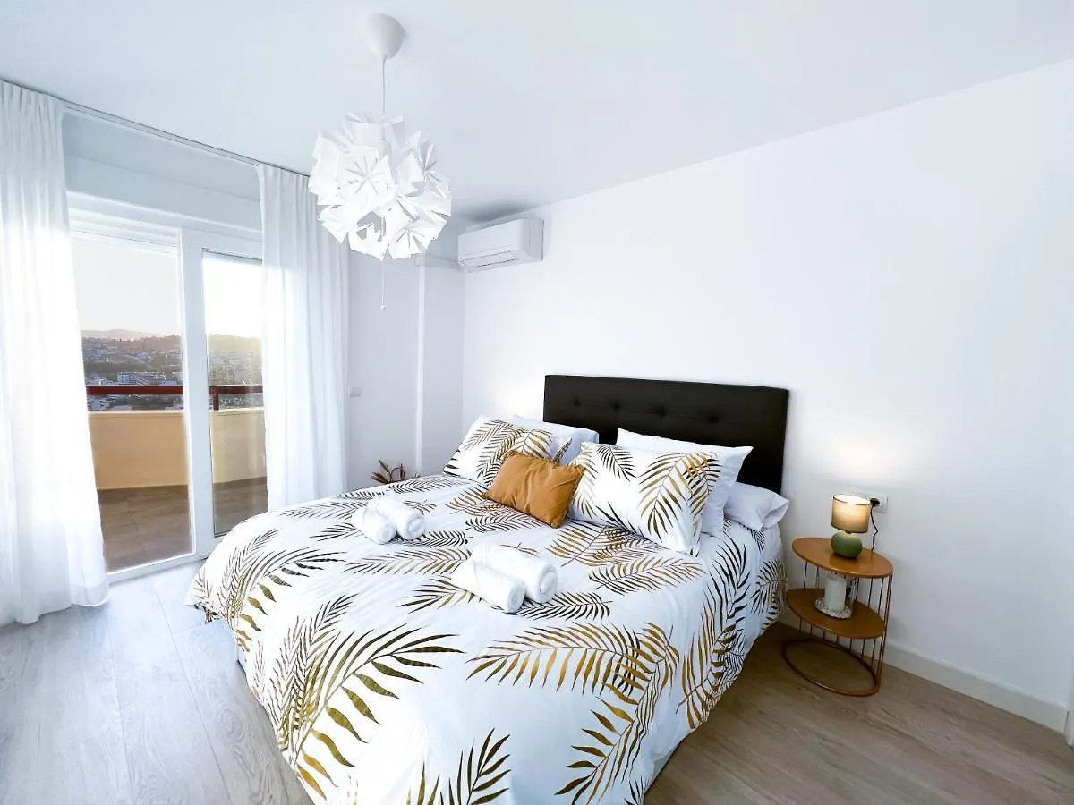 Apartment Apartamento A 900 M De La Playa Y Con Vistas Al Mar En Fuengirola Spain
