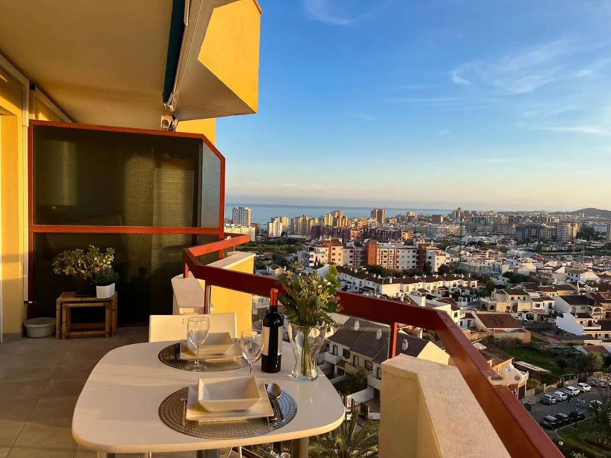 Apartment Apartamento A 900 M De La Playa Y Con Vistas Al Mar En Fuengirola